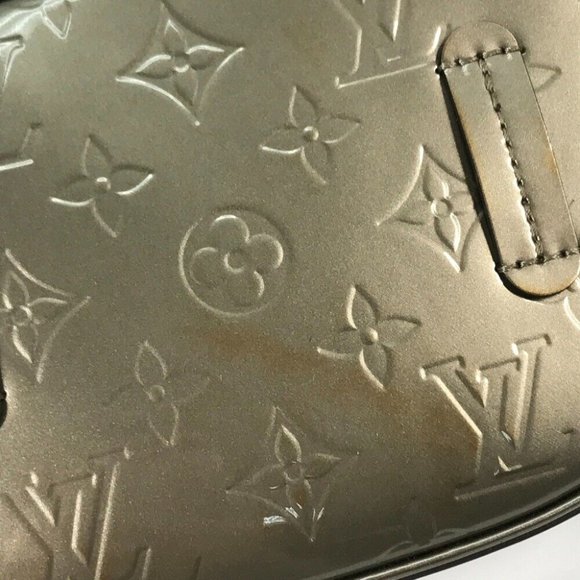 Authenticity Guarantee LOUIS VUITTON M90510 MonogramVernis Belt Body bag Crossbo - Picture 4 of 14